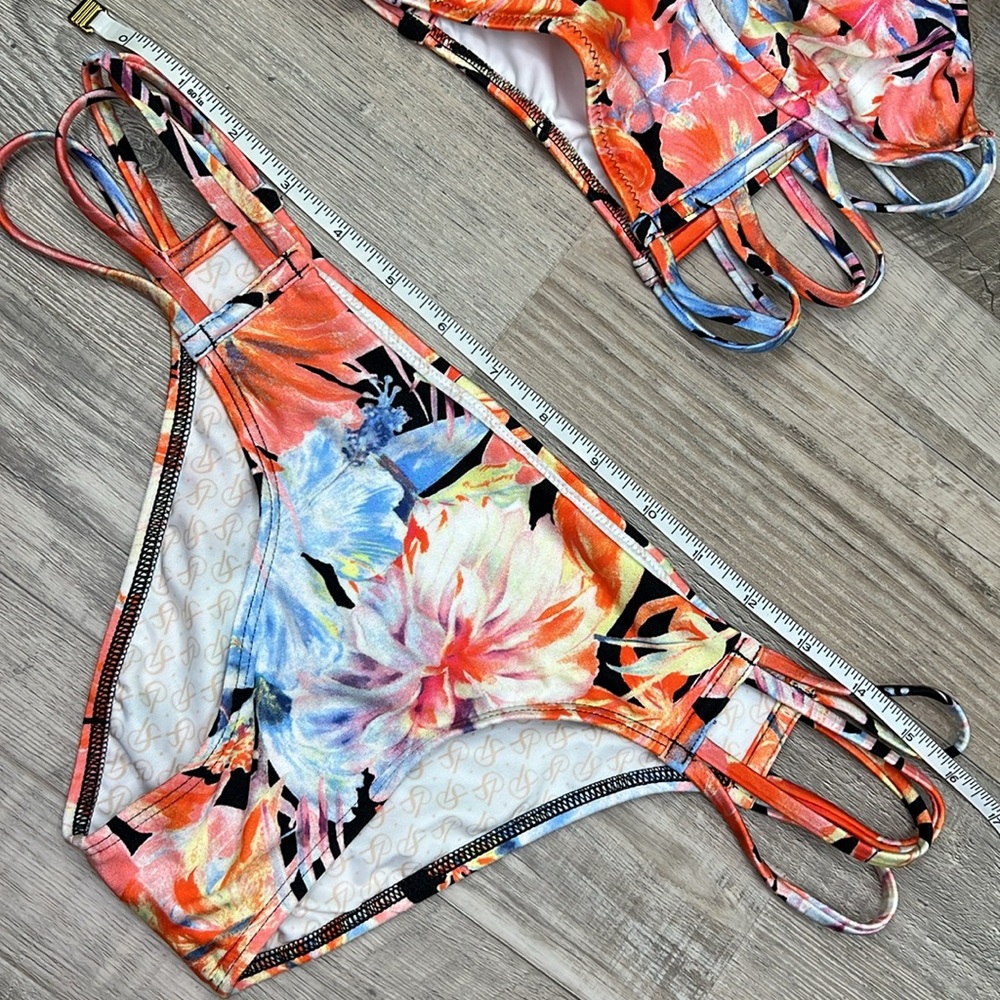 Victoria's Secret Strappy Longline Tropical Floral Bikini Swim Set NEW - Picture 14 of 16